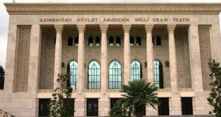 Dram teatrında “Sinif yoldaşları” nümayiş olundu